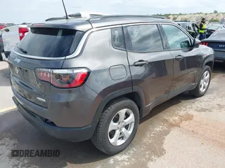 2021 Jeep Compass Altitude с VIN 3C4NJDBB3MT584556, выставлен на аукционе IAAI как лот 42044104 с пробегом 122 769 миль миль и . История ставок и продаж доступна на DreamBid. Изображение 4.