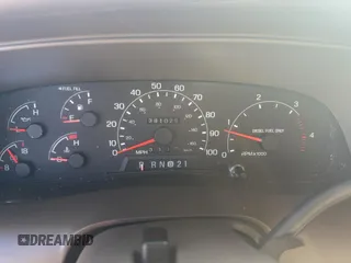 2001 Ford Excursion Limited z VIN 1FMSU43F41EA61436, wystawiony jako Copart lot #43797905 z przebiegiem 381 029 mil mil oraz Szkoda całkowita • Salvage title. Historia ofert i sprzedaży dostępna na DreamBid. Obrazek 8.