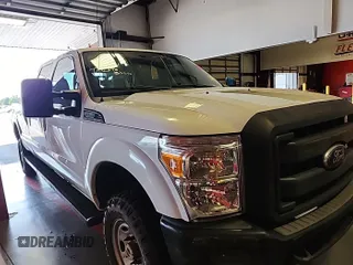 2015 Ford F-250 Lariat z VIN 1FT7W2B61FEC91968, wystawiony jako IAAI lot #42575818 z przebiegiem 171 621 mil mil oraz . Historia ofert i sprzedaży dostępna na DreamBid. Obrazek 28.