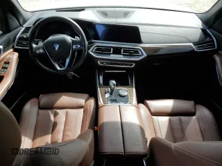 2020 BMW X5 xDrive40i с VIN 5UXCR6C02LLL82759, выставлен на аукционе Copart как лот 51474405 с пробегом 77 197 миль миль и Списание • Salvage title. История ставок и продаж доступна на DreamBid. Изображение 8.