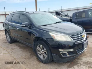 2015 Chevrolet Traverse LT z VIN 1GNKRGKD2FJ239406, wystawiony jako IAAI lot #42227109 z przebiegiem 132 207 mil mil oraz . Historia ofert i sprzedaży dostępna na DreamBid. Obrazek 1.