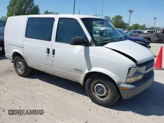 1999 Chevrolet Astro Cargo z VIN 1GCDM19W1XB124439, wystawiony jako IAAI lot #42291202 z przebiegiem 287 472 mil mil oraz . Historia ofert i sprzedaży dostępna na DreamBid. Obrazek 1.