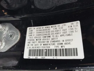 2007 Honda CR-V EX with VIN JHLRE48517C007664, listed as a IAAI auction lot 41869688 with 177,519 mi miles. Bid and sale history available at carsss.com. Image 9.