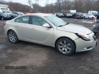 2012 Buick Regal with VIN 2G4GR5EK1C9141211, listed as a IAAI auction lot 41965401 with 31,941 mi miles. Bid and sale history available at carsss.com. Image 1.