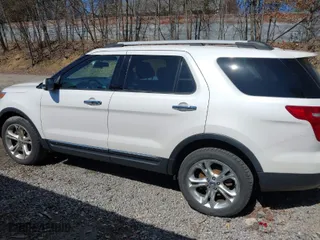 2011 Ford Explorer Limited with VIN 1FMHK8F89BGA79229, listed as a IAAI auction lot 41828412 with 139,894 mi miles. Bid and sale history available at carsss.com. Image 14.