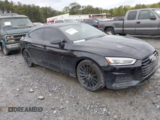 2018 Audi A5 Sportback Premium Plus z VIN WAUBNCF52JA040829, wystawiony jako IAAI lot #41910967 z przebiegiem 93 792 mil mil oraz . Historia ofert i sprzedaży dostępna na DreamBid. Obrazek 1.