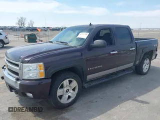 2008 Chevrolet Silverado 1500 LTZ with VIN 2GCEK133281291595, listed as a IAAI auction lot 42031720 with 245,872 mi miles and . Bid and sale history available at DreamBid. Image 2.