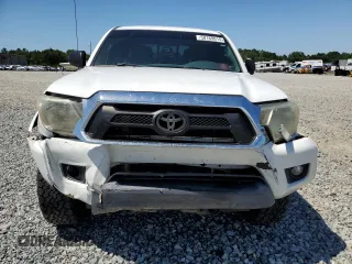 2015 Toyota Tacoma PreRunner with VIN 3TMJU4GNXFM180210, listed as a Copart auction lot 58169015 with 153,037 mi miles and Salvage title. Bid and sale history available at DreamBid. Image 5.