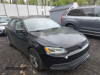 2012 Volkswagen Jetta SE z VIN 3VWDP7AJ4CM338027, wystawiony jako IAAI lot #42198943 z przebiegiem 158 644 mil mil oraz . Historia ofert i sprzedaży dostępna na DreamBid. Obrazek 1.