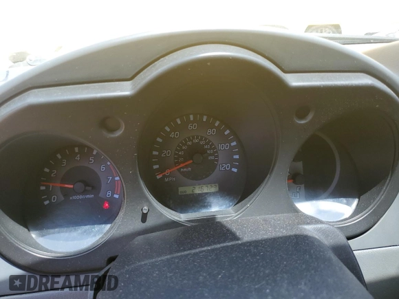 2003 Nissan Xterra XE with VIN 5N1ED28T83C665215, listed as a Copart auction lot 64306605 with 216,723 mi miles and Clean title. Bid and sale history available at DreamBid. Image 9.