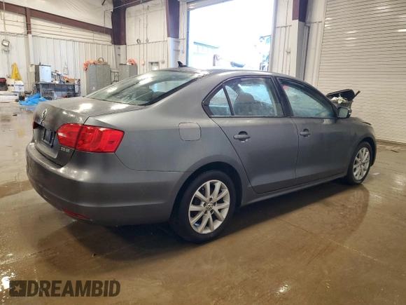 2012 Volkswagen Jetta SE with VIN 3VWBP7AJ1CM040168, listed as a Copart auction lot 41793445 with 187,258 mi miles and Non repairable. Bid and sale history available at DreamBid. Image 3.