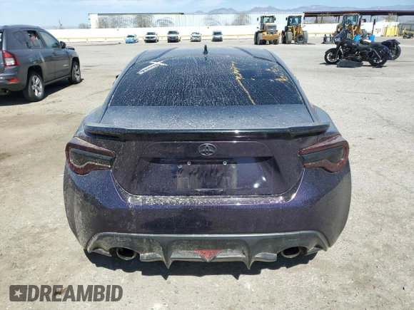 2017 Toyota 86 z VIN JF1ZNAA14H8708874, wystawiony jako Copart lot #47388425 z przebiegiem 79 024 mil mil oraz Szkoda całkowita • Salvage title. Historia ofert i sprzedaży dostępna na DreamBid. Obrazek 6.
