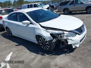 2018 Nissan Altima SR with VIN 1N4AL3AP3JC134886, listed as a IAAI auction lot 41806510 with 171,653 mi miles and . Bid and sale history available at carsss.com. Image 1.