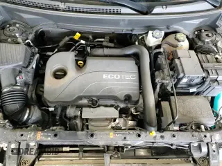 2021 Chevrolet Equinox Premier with VIN 3GNAXXEV0MS113367, listed as a Copart auction lot 67598985 with 59,675 mi miles and Salvage title. Bid and sale history available at DreamBid. Image 15.