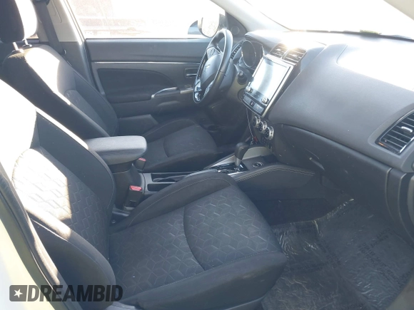 2020 Mitsubishi Outlander Sport ES 2.0 with VIN JA4AR3AU8LU029203, listed as a IAAI auction lot 41257400 with 95,121 mi miles. Bid and sale history available at carsss.com. Image 5.