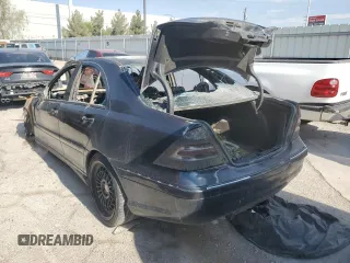 2005 Mercedes-Benz C 230 Kompressor с VIN WDBRF40J85F650140, выставлен на аукционе Copart как лот 71331974 с пробегом Не указан миль и На запчасти • Non repairable. История ставок и продаж доступна на DreamBid. Изображение 2.