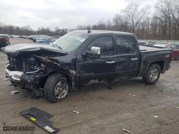 2007 Chevrolet Silverado 1500 LT w/1LT with VIN 3GCEK13M37G502558, listed as a Copart auction lot 45300455 with 407,467 mi miles and Salvage Title. Bid and sale history available at carsss.com. Image 1.
