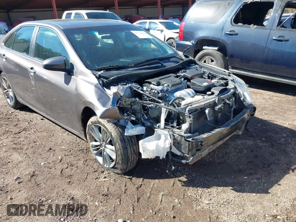 2017 Toyota Camry XLE with VIN 4T1BF1FK1HU311281, listed as a IAAI auction lot 41729435 with 132,488 mi miles. Bid and sale history available at carsss.com. Image 6.