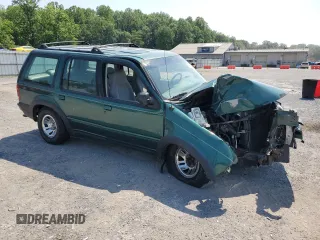 2001 Ford Explorer XLS with VIN 1FMZU72E41ZA71028, listed as a Copart auction lot 59396175 with 200,898 mi miles and Salvage title. Bid and sale history available at DreamBid. Image 4.