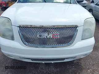 2008 GMC Yukon Denali z VIN 1GKFK63848J230708, wystawiony jako IAAI lot #42175206 z przebiegiem 208 589 mil mil oraz . Historia ofert i sprzedaży dostępna na DreamBid. Obrazek 6.