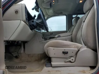 2004 Chevrolet Tahoe LS with VIN 1GNEC13Z44J319700, listed as a Copart auction lot 57966475 with 156,494 mi miles and Salvage title. Bid and sale history available at DreamBid. Image 7.