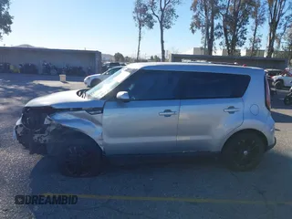 2015 Kia Soul with VIN KNDJN2A25F7778568, listed as a IAAI auction lot 41026463 with Not Provided miles and . Bid and sale history available at DreamBid. Image 13.
