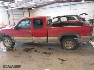 1999 Chevrolet Silverado 1500 LT with VIN 1GCEK19T0XE223896, listed as a IAAI auction lot 41567113 with 0 mi miles. Bid and sale history available at carsss.com. Image 14.