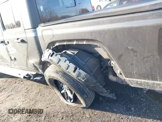 2022 Jeep Gladiator Texas Trail with VIN 1C6HJTAG7NL141819, listed as a IAAI auction lot 41520083 with 21,191 mi miles and . Bid and sale history available at DreamBid. Image 17.