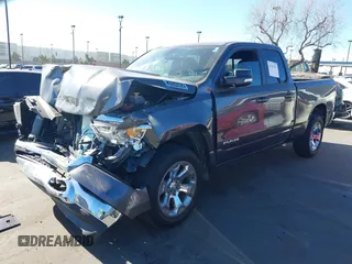 2022 Ram 1500 Big Horn z VIN 1C6RREBT1NN436343, wystawiony jako IAAI lot #41367073 z przebiegiem 13 784 mil mil oraz . Historia ofert i sprzedaży dostępna na DreamBid. Obrazek 18.