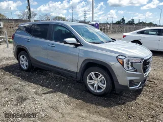 2024 GMC Terrain SLE with VIN 3GKALTEG8RL334039, listed as a Copart auction lot 50879915 with 14,842 mi miles and Non Repairable. Bid and sale history available at carsss.com. Image 4.