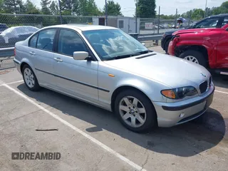 2004 BMW 3 Series 325i z VIN WBAET37424NJ80644, wystawiony jako IAAI lot #42116677 z przebiegiem 143 207 mil mil oraz . Historia ofert i sprzedaży dostępna na DreamBid. Obrazek 1.