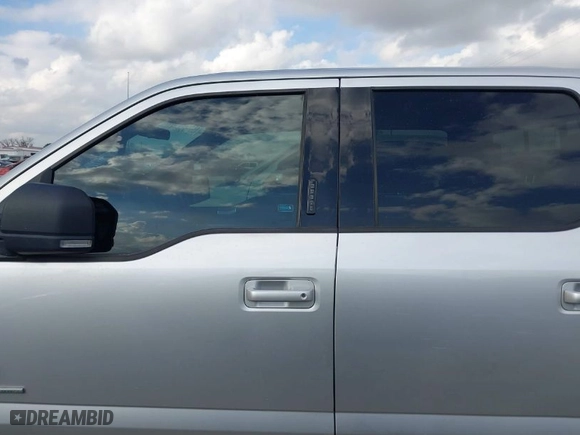 2015 Ford F-150 XL with VIN 1FTEW1CG5FKE20353, listed as a IAAI auction lot 41496649 with 313,946 mi miles. Bid and sale history available at carsss.com. Image 14.