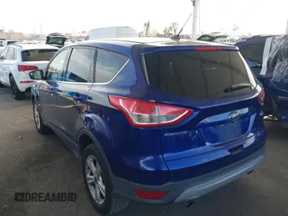 2016 Ford Escape SE with VIN 1FMCU9GX2GUC89275, listed as a IAAI auction lot 41937354 with 140,362 mi miles. Bid and sale history available at carsss.com. Image 3.