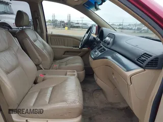 2006 Honda Odyssey EX-L with VIN 5FNRL38696B408404, listed as a IAAI auction lot 42081782 with 229,835 mi miles. Bid and sale history available at carsss.com. Image 5.
