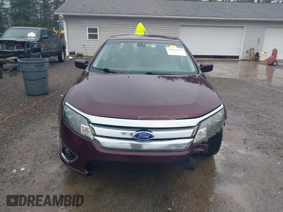 2011 Ford Fusion SEL with VIN 3FAHP0JA1BR256209, listed as a IAAI auction lot 41962125 with 205,737 mi miles. Bid and sale history available at carsss.com. Image 12.