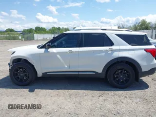2020 Ford Explorer Platinum z VIN 1FM5K8HC2LGB75970, wystawiony jako IAAI lot #42369219 z przebiegiem 61 716 mil mil oraz . Historia ofert i sprzedaży dostępna na DreamBid. Obrazek 15.