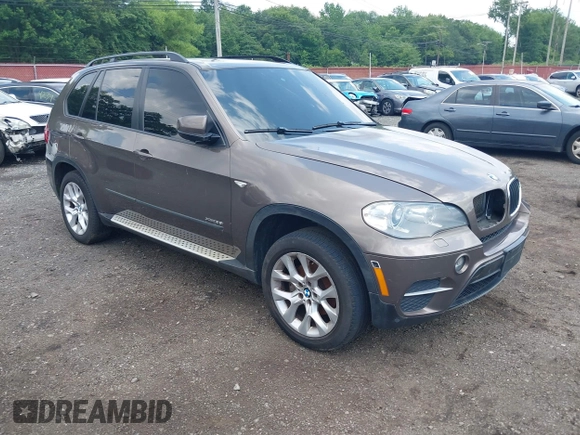 2012 BMW X5 35i with VIN 5UXZV4C59CL766849, listed as a IAAI auction lot 42749836 with 179,273 mi miles and . Bid and sale history available at DreamBid. Image 1.