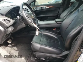 2020 Lincoln MKZ Reserve с VIN 3LN6L5E92LR618507, выставлен на аукционе Copart как лот 50417205 с пробегом 57 220 миль миль и Списание • Salvage title. История ставок и продаж доступна на DreamBid. Изображение 7.