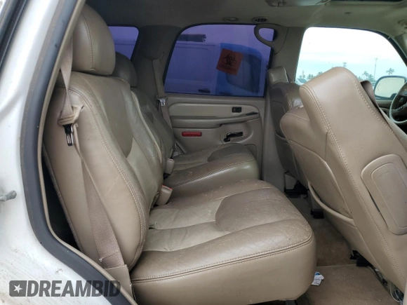 2005 GMC Yukon Denali z VIN 1GKEK63UX5J194771, wystawiony jako Copart lot #53170035 z przebiegiem 175 910 mil mil oraz Czysty tytuł • Clean title. Historia ofert i sprzedaży dostępna na DreamBid. Obrazek 11.