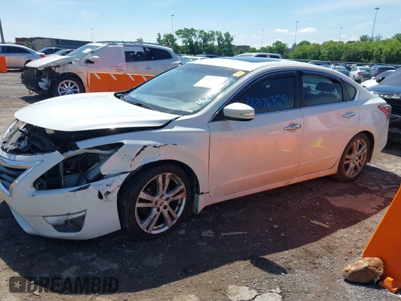 2013 Nissan Altima SV with VIN 1N4BL3AP5DC911951, listed as a IAAI auction lot 42176925 with 172,587 mi miles and . Bid and sale history available at DreamBid. Image 2.