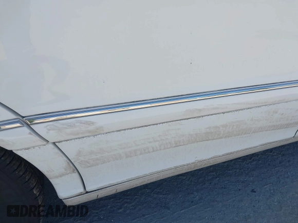 2001 Mercedes-Benz S with VIN WDBNG70J81A166750, listed as a IAAI auction lot 42168436 with 149,258 mi miles. Bid and sale history available at carsss.com. Image 6.