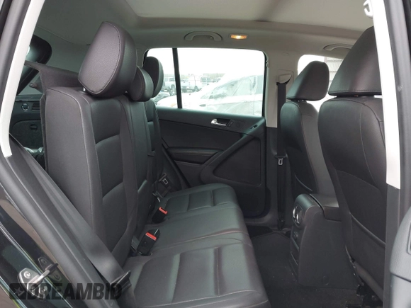 2016 Volkswagen Tiguan S with VIN WVGBV7AX9GW566451, listed as a IAAI auction lot 41393999 with 51,616 mi miles and . Bid and sale history available at DreamBid. Image 8.