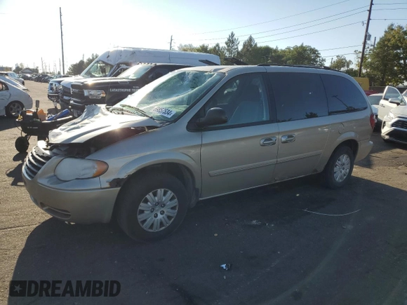 2007 Chrysler Town & Country LWB LX with VIN 2A4GP44R77R262070, listed as a Copart auction lot 69857534 with 211,781 mi miles and Salvage Title. Bid and sale history available at carsss.com. Image 1.