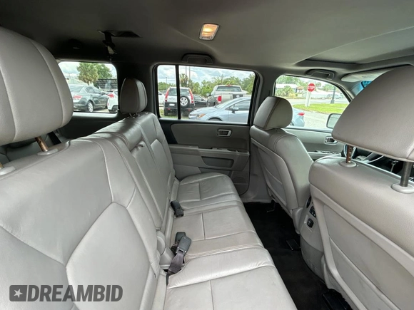 2012 Honda Pilot EX-L with VIN 5FNYF3H55CB018244, listed as a Copart auction lot 52822155 with 184,603 mi miles and Clean Title. Bid and sale history available at DreamBid. Image 6.