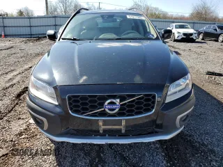2014 Volvo XC70 T6 with VIN YV4902BZ5E1184221, listed as a Copart auction lot 51917985 with 157,871 mi miles and Clean Title. Bid and sale history available at DreamBid. Image 5.