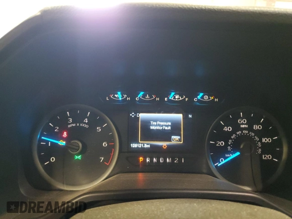 2016 Ford F-150 XLT with VIN 1FTEW1EP7GFC08626, listed as a Copart auction lot 48559925 with 125,121 mi miles and Clean title. Bid and sale history available at DreamBid. Image 9.