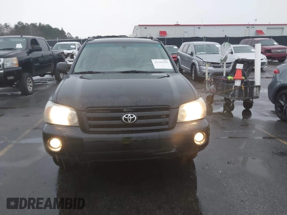 2004 Toyota Highlander z VIN JTEDP21A540007401, wystawiony jako IAAI lot #41701595 z przebiegiem 268 302 mil mil oraz . Historia ofert i sprzedaży dostępna na DreamBid. Obrazek 12.