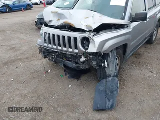 2016 Jeep Patriot Sport with VIN 1C4NJPBB6GD748930, listed as a IAAI auction lot 41881670 with 134,632 mi miles and . Bid and sale history available at carsss.com. Image 6.