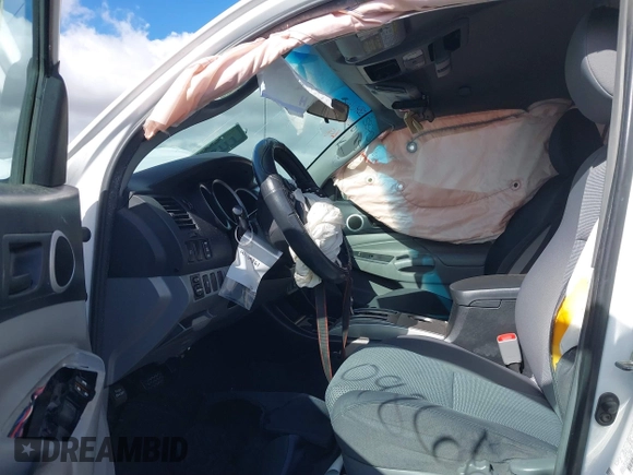 2015 Toyota Tacoma PreRunner с VIN 3TMJU4GN8FM184580, выставлен на аукционе IAAI как лот 41409861 с пробегом 185 176 миль миль и . История ставок и продаж доступна на DreamBid. Изображение 5.