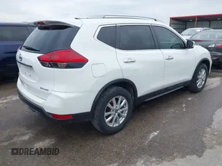 2017 Nissan Rogue SL with VIN 5N1AT2MV7HC854485, listed as a IAAI auction lot 41999131 with 155,181 mi miles. Bid and sale history available at carsss.com. Image 4.